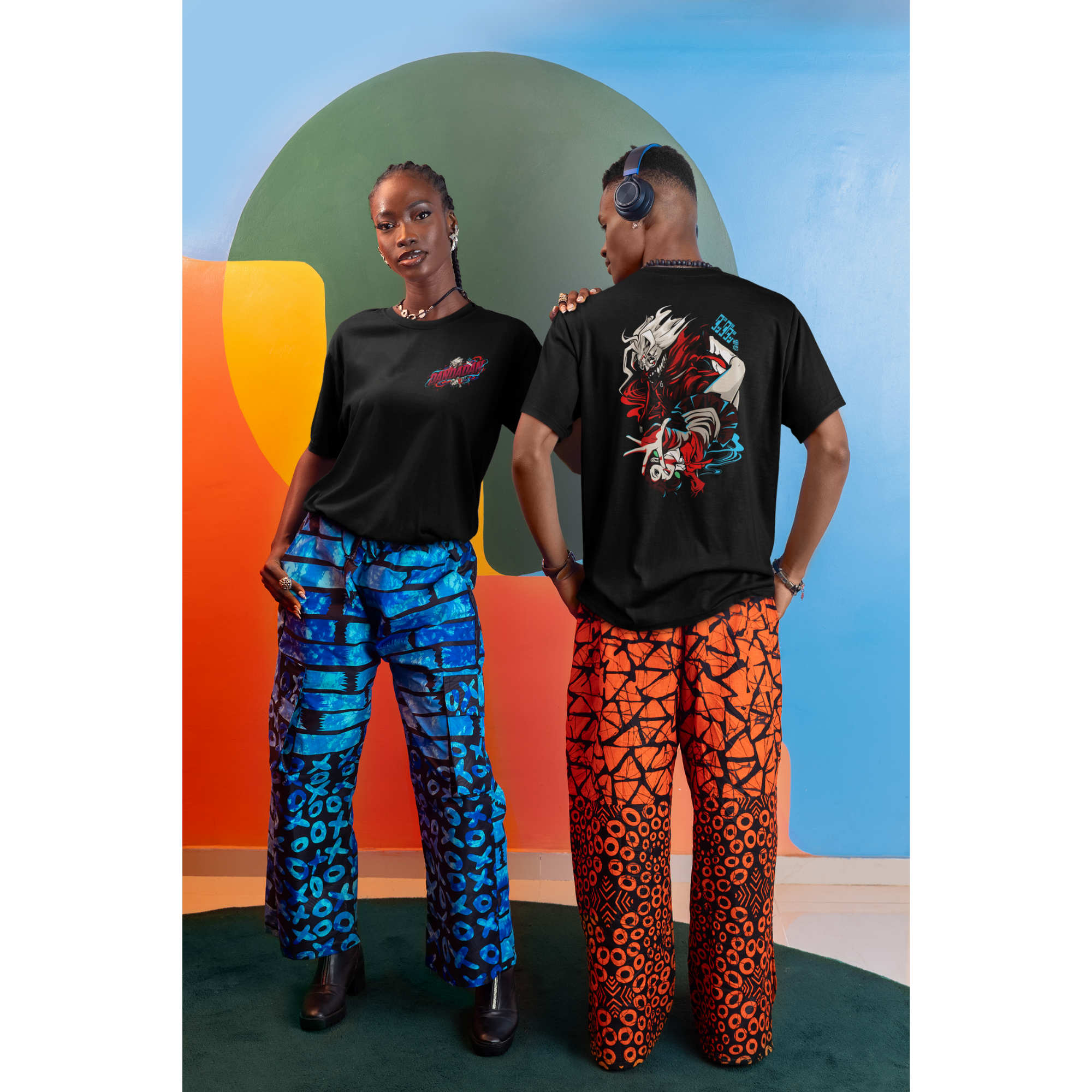 DANDADAN - Okarun & Momo Ayase Unisex T-Shirt