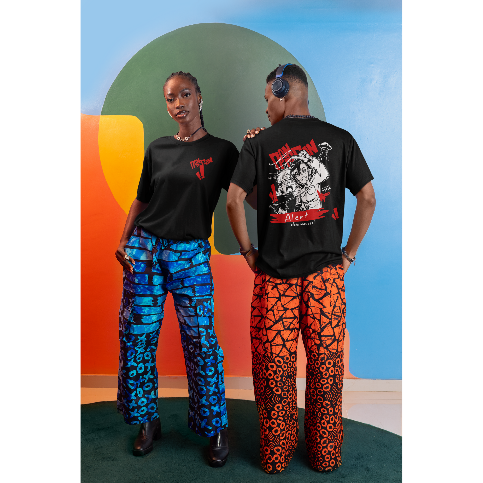 DANDADAN - Okarun & Momo Ayase Unisex T-Shirt