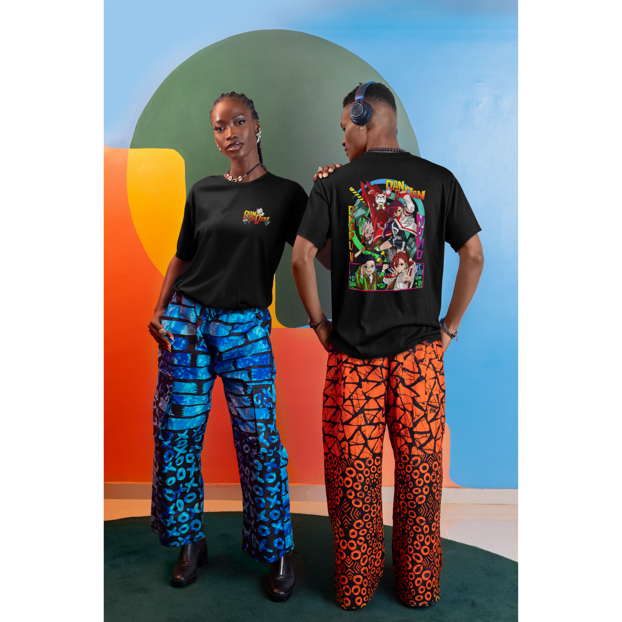 DANDADAN - Momo & Okarun & Momo Ayase Unisex T-Shirt