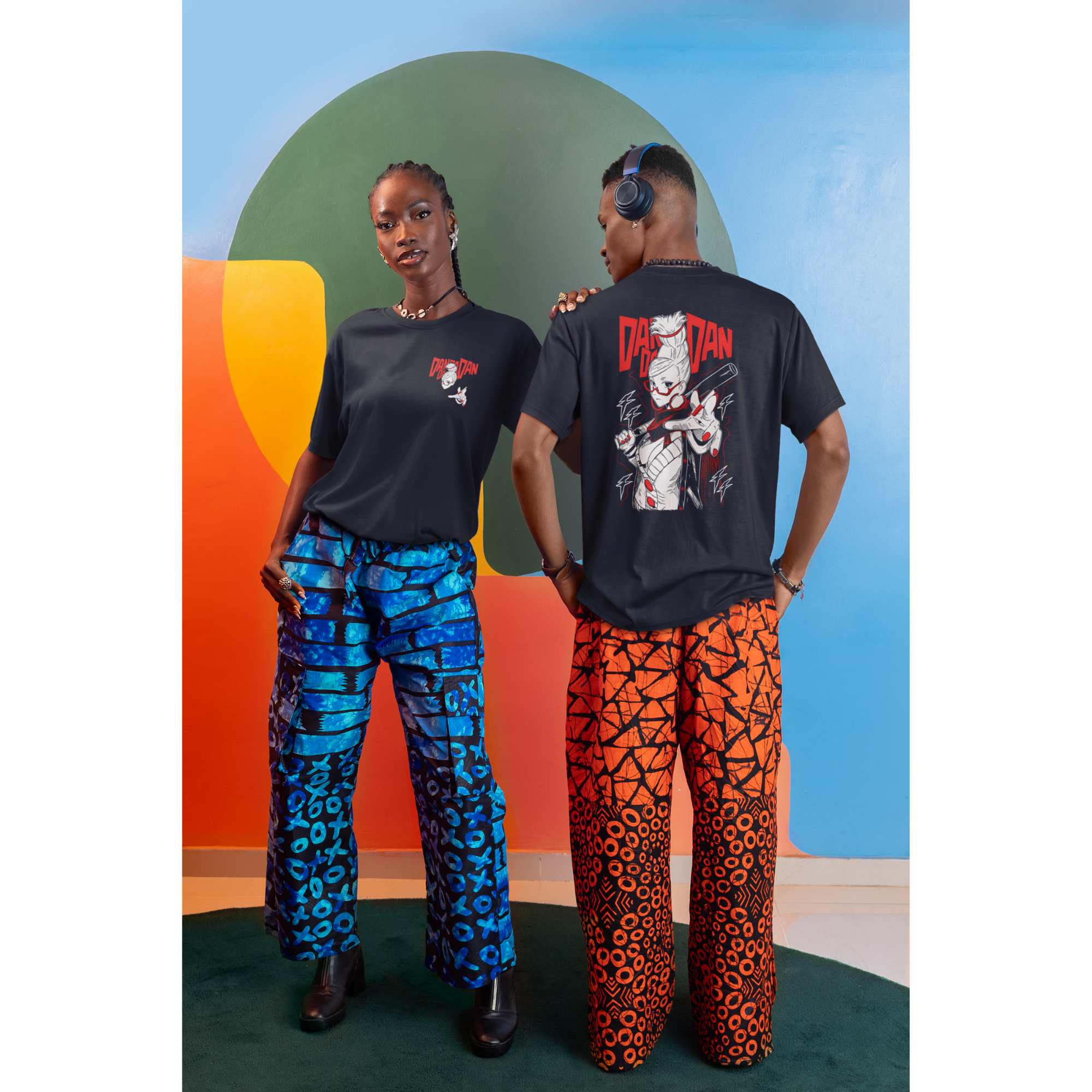 DANDADAN - Momo Ayase Unisex T-Shirt