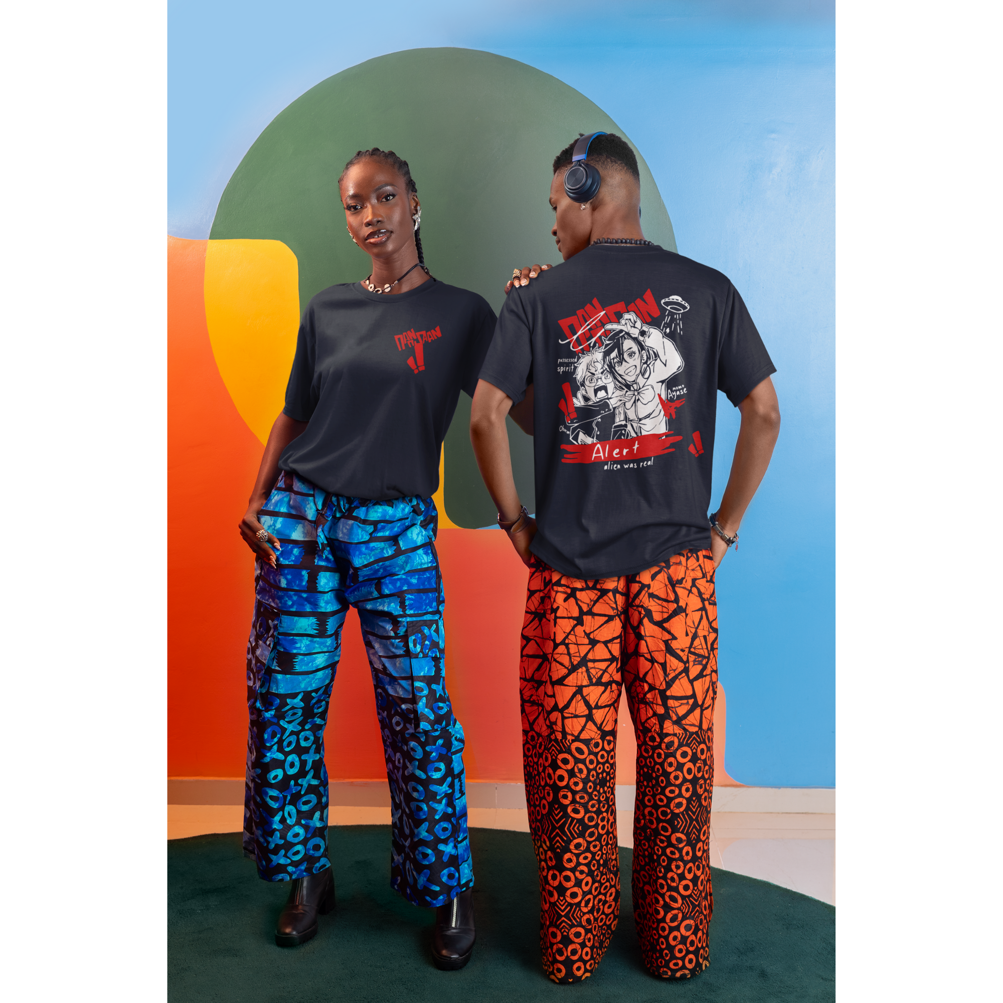 DANDADAN - Okarun & Momo Ayase Unisex T-Shirt