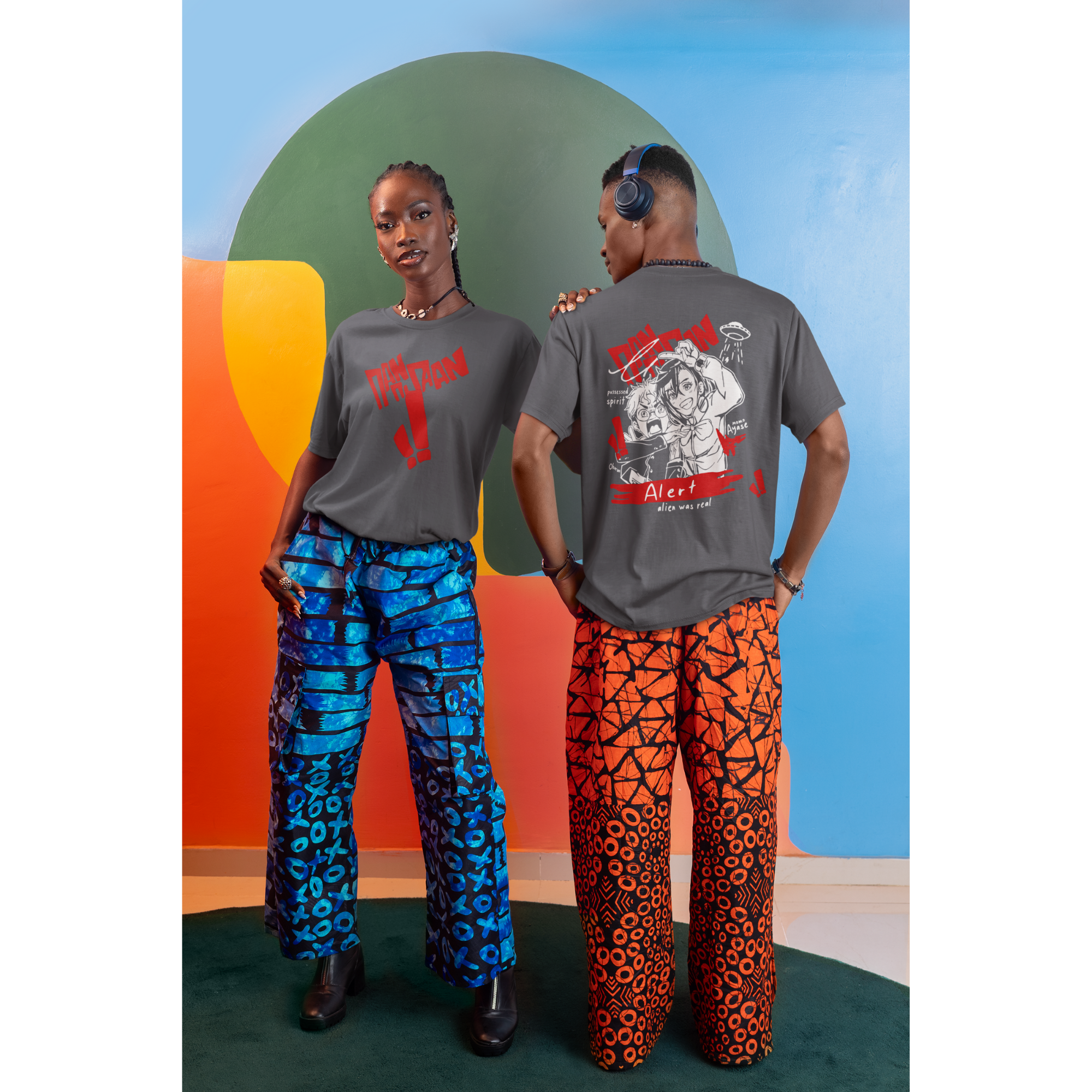 DANDADAN - Okarun & Momo Ayase Unisex T-Shirt